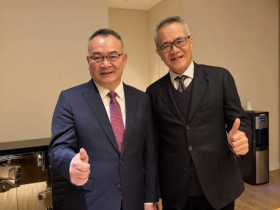 這公司豪灑8億發年終分紅，員工平均年薪衝上35個月「逾百人領50個月」！開出新職缺：高中畢也OK